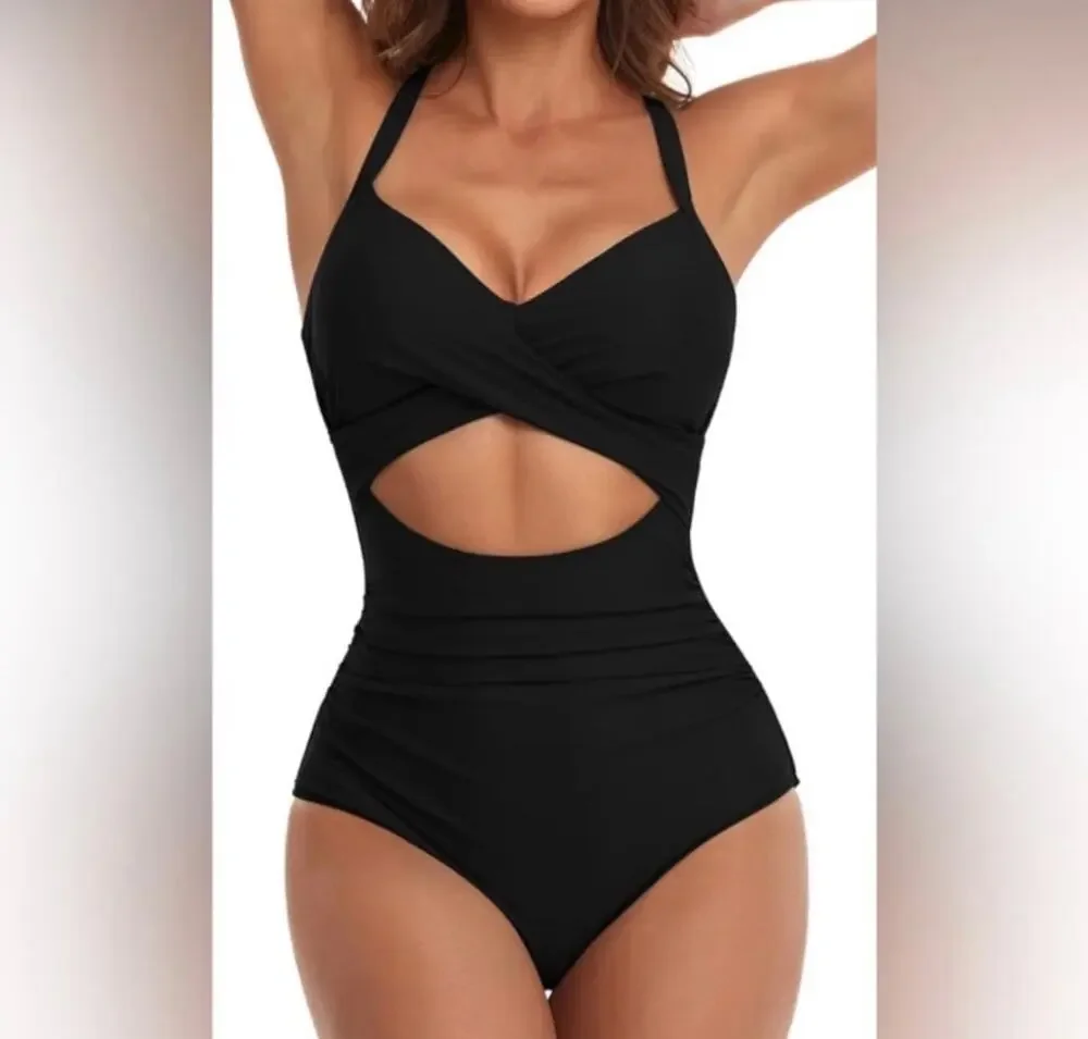 NWT Eomenie Women’s Large Swimsuit